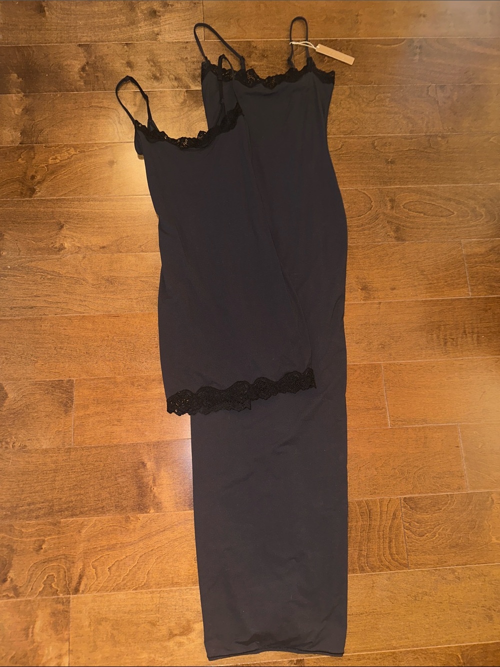 SKIMS FITS EVERYBODY LACE DRESS, LONG SLIP DRESS ONYX XS